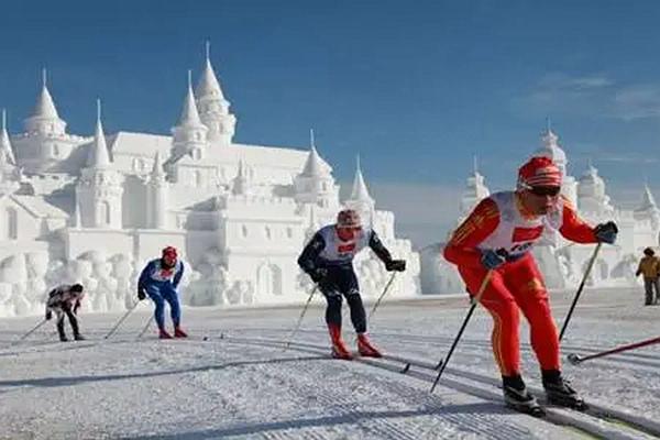 云南滑雪场哪家最好 石林冰雪海洋世界性价比最高